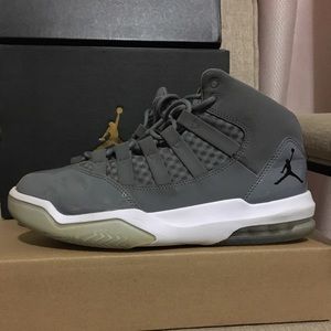 Jordan Max Aura